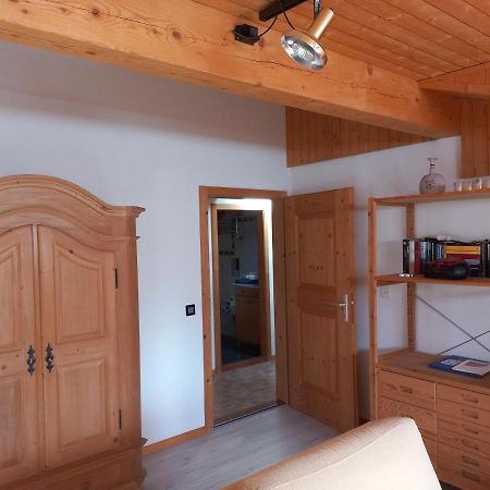Confortevole Mansarda Di Montagna Poschiavo Bagian luar foto